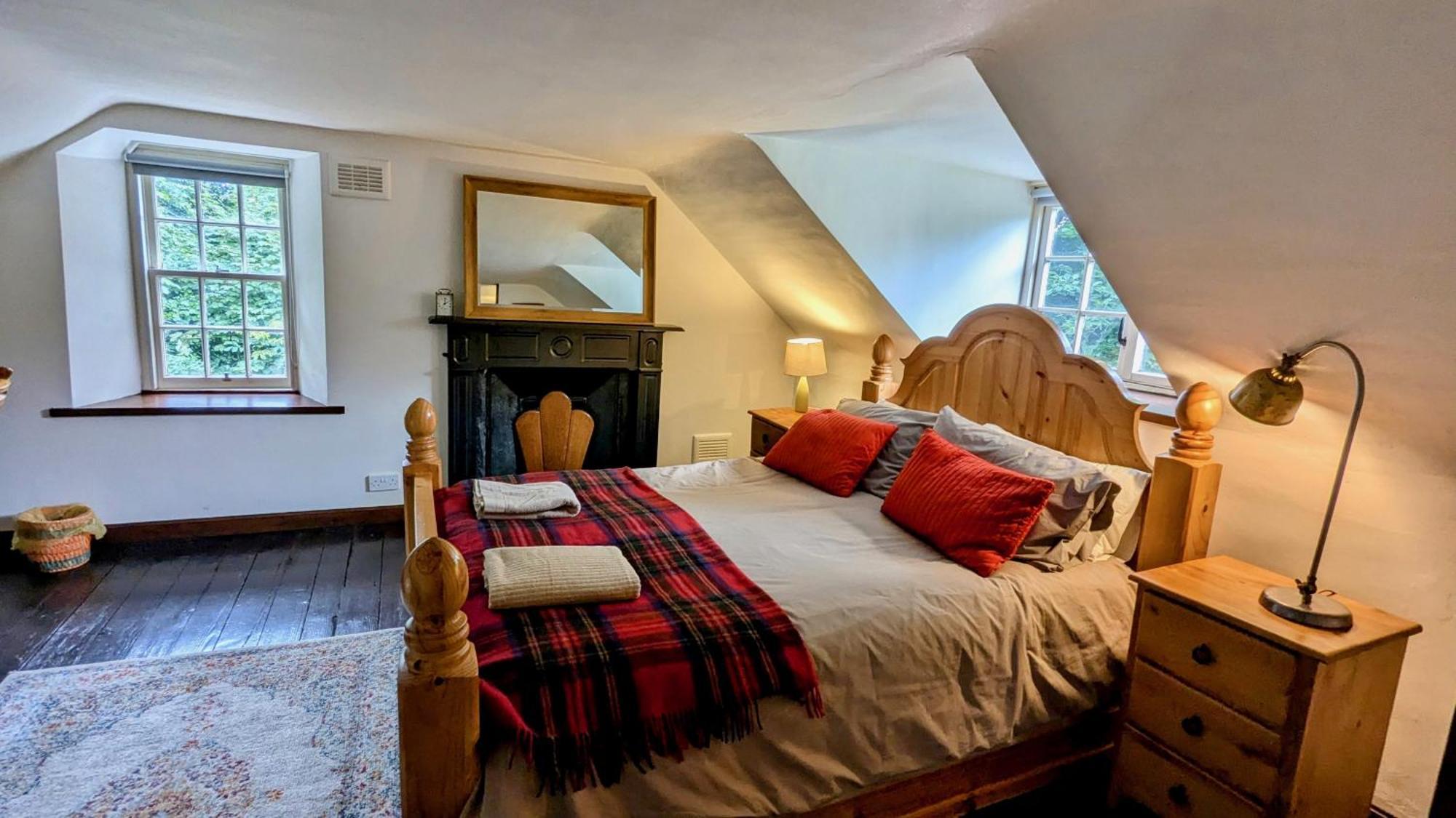 Powis House East Cottage Стерлинг Экстерьер фото